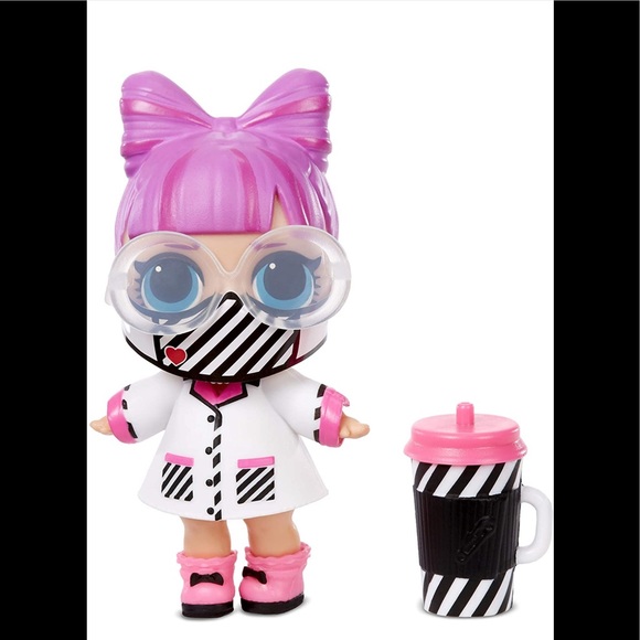 New L.O.L. Surprise! MGAE Cares Limited Edition Frontline Hero with 7 Surprises - Picture 3 of 11